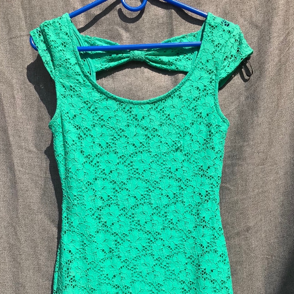 Material Girl Medium coral green turquoise